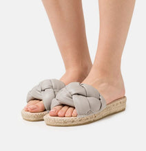 Lade das Bild in den Galerie-Viewer, Espadrij Pantolette 'ANTIBES' grau