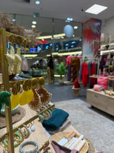 Lade das Bild in den Galerie-Viewer, Shoppingparty