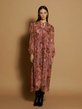Lade das Bild in den Galerie-Viewer, Kleid "Hojas" rostbraun