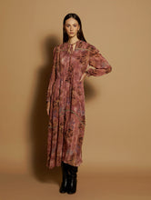 Lade das Bild in den Galerie-Viewer, Kleid "Hojas" rostbraun