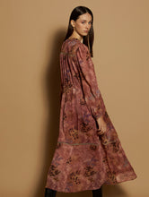 Lade das Bild in den Galerie-Viewer, Kleid "Hojas" rostbraun