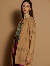 Lade das Bild in den Galerie-Viewer, Strickjacke "Charica" braun