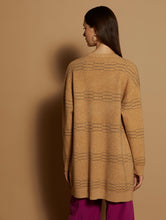 Lade das Bild in den Galerie-Viewer, Strickjacke "Charica" braun