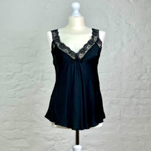 Lade das Bild in den Galerie-Viewer, Spitzentop „Nicole“