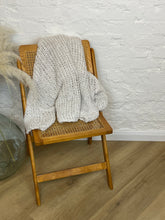 Lade das Bild in den Galerie-Viewer, Strick Pullover "Spring"