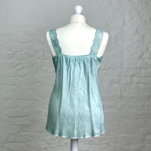 Lade das Bild in den Galerie-Viewer, Spitzentop „Nicole“