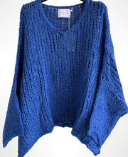 Lade das Bild in den Galerie-Viewer, Strick Pullover "Spring"