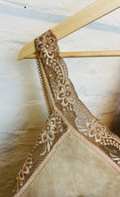 Lade das Bild in den Galerie-Viewer, Spitzentop „Nicole“