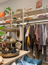 Lade das Bild in den Galerie-Viewer, Shoppingparty
