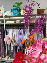 Lade das Bild in den Galerie-Viewer, Shoppingparty
