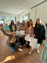 Lade das Bild in den Galerie-Viewer, Shoppen ohne Party
